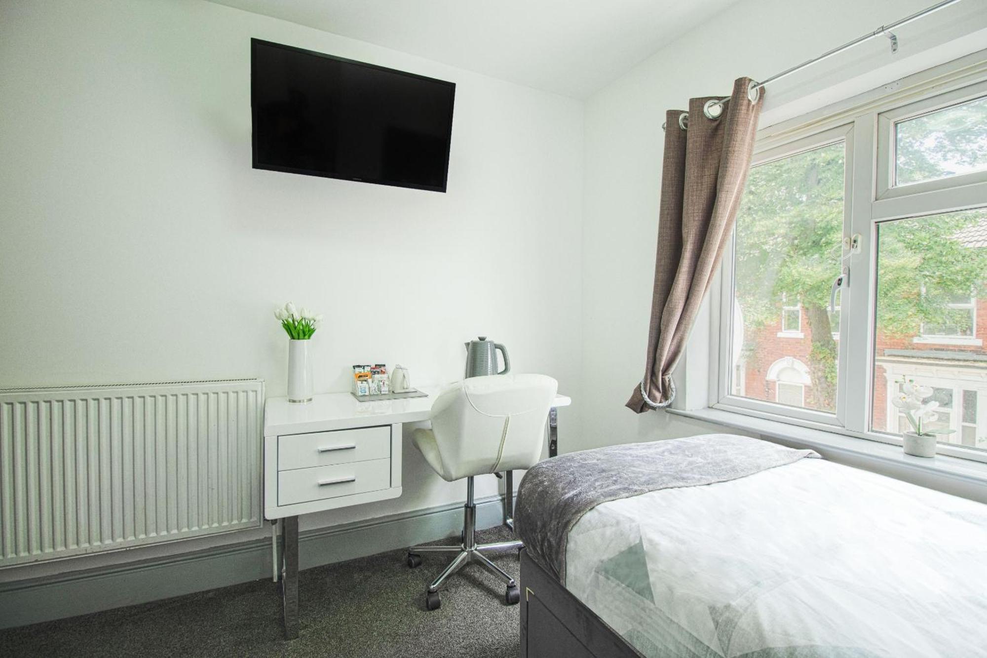 Oyo Clamart Hotel 3*
